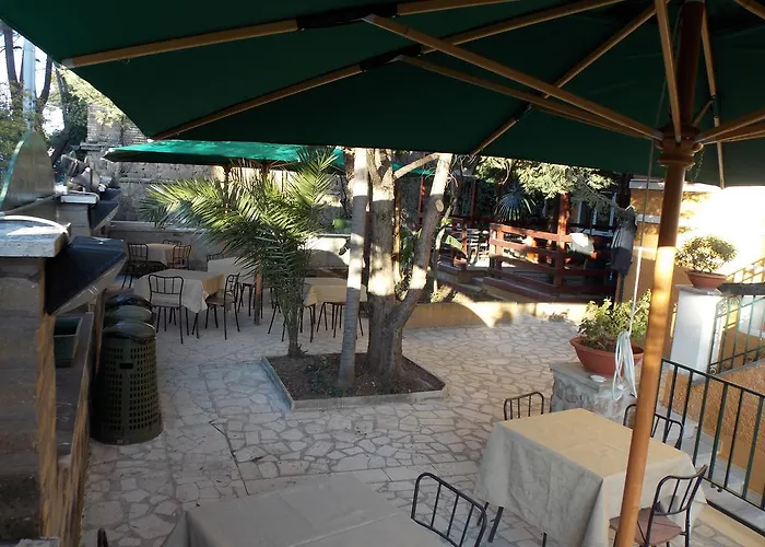 Domus Citta Giardino Acomodação com café da manhã 